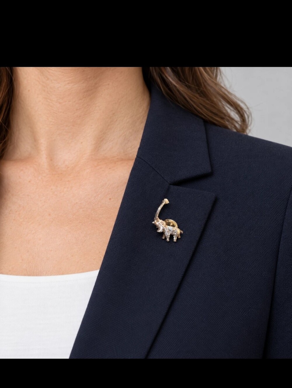 Vintage Articulated Elephant Brooch Moving‎ Trunk Figural Pin Gold Tone